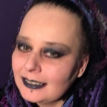 Suzi S