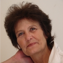 Joanne B